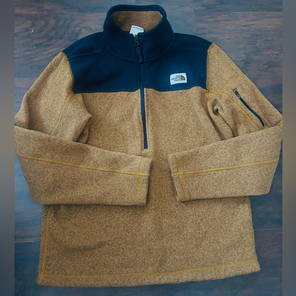 The North Face Tan and Black Pullover